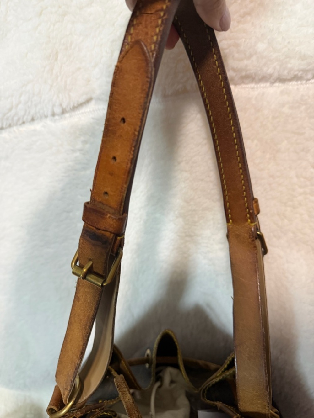 Louis Vuitton Monogram Canvas Bucket Shoulder Bag in Brown and Tan - Picture 6 of 16